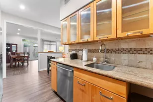 3804 Lake St, Houston, TX 77098 - Photo 15