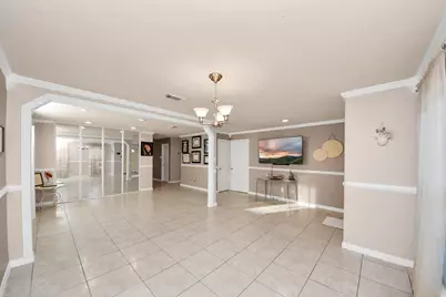 9519 Summer Laurel Lane, Houston, TX 77088 - Photo 5