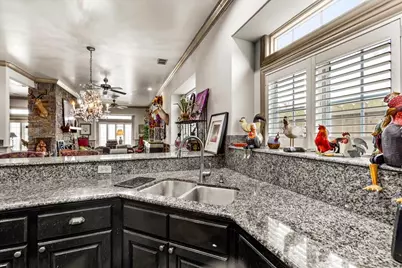 3039 Bayshore Drive, Bacliff, TX 77518 - Photo 15