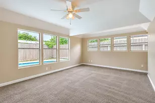 10 Maple Ln, Galveston, TX 77551 - Photo 7