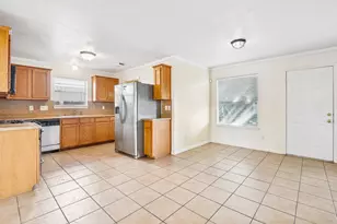 12006 Thornburg Ln, Houston, TX 77067 - Photo 13