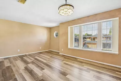 12006 Thornburg Lane, Houston, TX 77067 - Photo 17