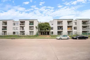 2818 S Bartell Dr, Houston, TX 77054 - Photo 13