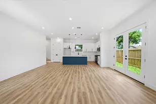 1613 Luzon St, Houston, TX 77009 - Photo 3