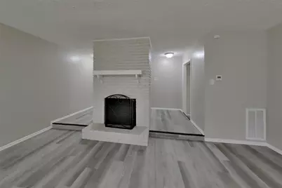 3815 Regency Drive, Houston, TX 77045 - Photo 3