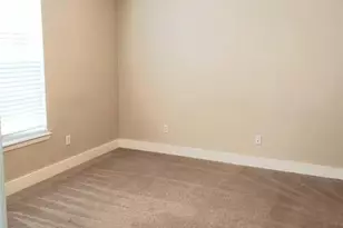 819 Lightningbug Ln, Conroe, TX 77301 - Photo 9