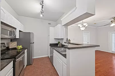 1330 Old Spanish Trail #3206, Houston, TX 77054 - Photo 5