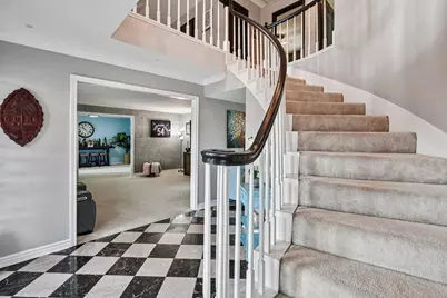 5618 Green Springs Drive, Houston, TX 77066 - Photo 3