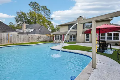 5618 Green Springs Drive, Houston, TX 77066 - Photo 41