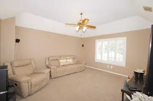 2019 Rosalyn Ct, Sugar Land, TX 77478 - Photo 9