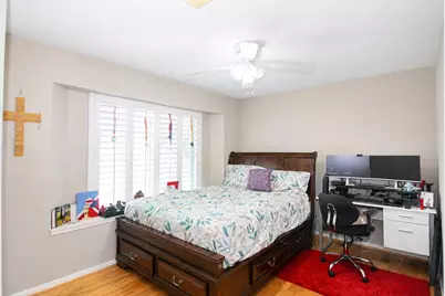 2019 Rosalyn Court, Sugar Land, TX 77478 - Photo 15