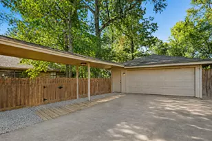 208 Cliffbrook Ln, Cleveland, TX 77327 - Photo 3