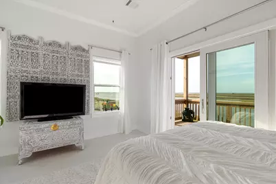 3815 Mitote Drive, Galveston, TX 77554 - Photo 9