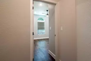 1460 River Oaks Dr, Huntsville, TX 77340 - Photo 25