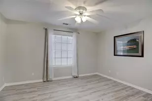 112 Harbour Town Dr, Conroe, TX 77356 - Photo 25