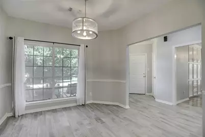 112 Harbour Town Drive, Conroe, TX 77356 - Photo 5