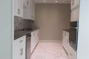 11619 Bowlan Ln, Houston, TX 77035 - Photo 9