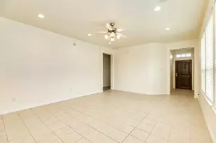 1301 Scarlet Mountain Dr, Rosharon, TX 77583 - Photo 5