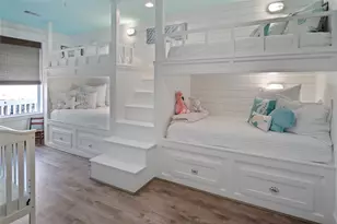 1180 Lagoon Dr, Crystal Beach, TX 77650 - Photo 23