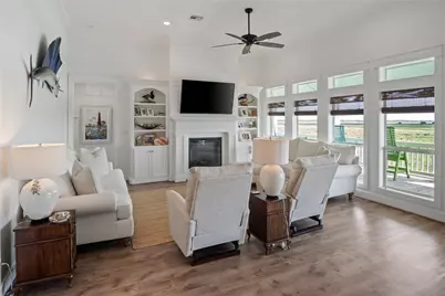 1180 Lagoon Drive, Crystal Beach, TX 77650 - Photo 9