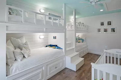 1180 Lagoon Drive, Crystal Beach, TX 77650 - Photo 25