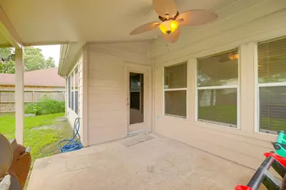 8019 Berkely Court, Baytown, TX 77521 - Photo 3