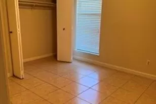 10118 Kirkbluff Dr, Houston, TX 77089 - Photo 5