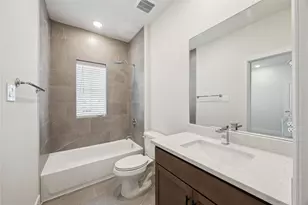 1514 Colonial Gorge Dr, Katy, TX 77493 - Photo 9