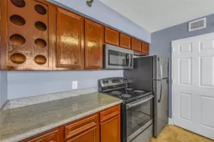5220 Seawall Blvd, Galveston, TX 77551 - Photo 7