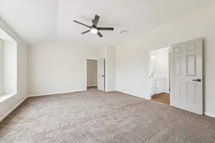 218 Diamond Bay Dr, Dickinson, TX 77539 - Photo 21