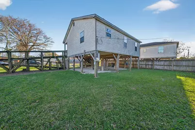 506 Oklahoma Avenue, Bacliff, TX 77518 - Photo 31