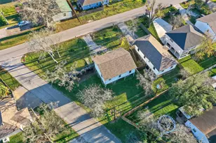 506 Oklahoma Ave, Bacliff, TX 77518 - Photo 37