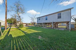 506 Oklahoma Ave, Bacliff, TX 77518 - Photo 29
