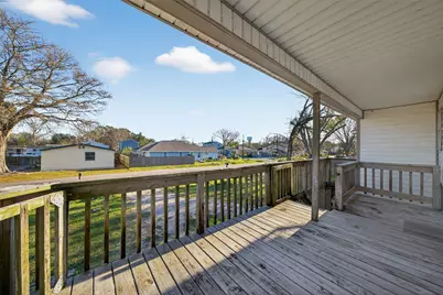 506 Oklahoma Avenue, Bacliff, TX 77518 - Photo 23