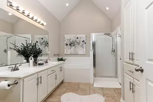 42 Alderon Woods Pl, The Woodlands, TX 77382 - Photo 17