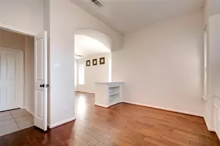 34 N Longsford Cir, The Woodlands, TX 77382 - Photo 23