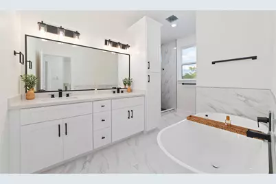 5811 Outer Banks Street, Houston, TX 77091 - Photo 17