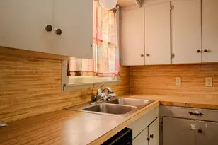 513 Frankie St, Wharton, TX 77488 - Photo 33