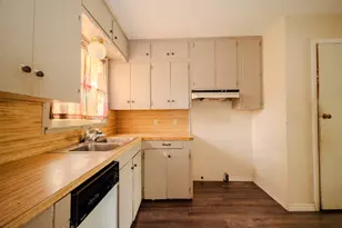 513 Frankie St, Wharton, TX 77488 - Photo 35