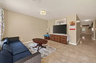 8907 Rainesville Ln, Houston, TX 77075 - Photo 3