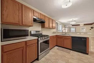8907 Rainesville Ln, Houston, TX 77075 - Photo 15