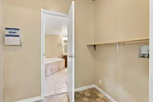 11014 Autumn Bend Dr, Conroe, TX 77303 - Photo 37