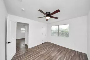 207 E Defee Ave, Baytown, TX 77520 - Photo 29