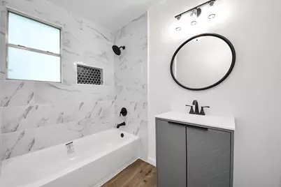 207 E Defee Avenue, Baytown, TX 77520 - Photo 21