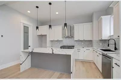 7016 Staffordshire Boulevard #F, Houston, TX 77030 - Photo 11