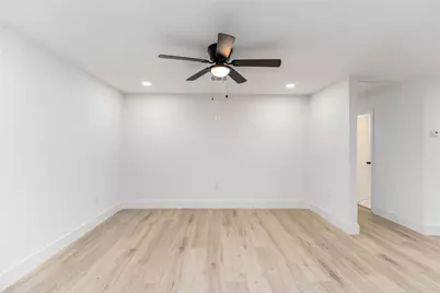 9226 Grady Street, Houston, TX 77016 - Photo 15