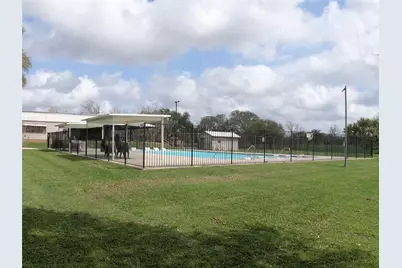 801 Wagon Wheel Trail, Angleton, TX 77515 - Photo 27