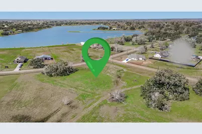 801 Wagon Wheel Trail, Angleton, TX 77515 - Photo 5
