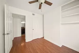 2750 Holly Hall St, Houston, TX 77054 - Photo 15