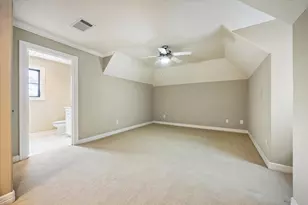 28 Hackberry Ln, Houston, TX 77027 - Photo 29